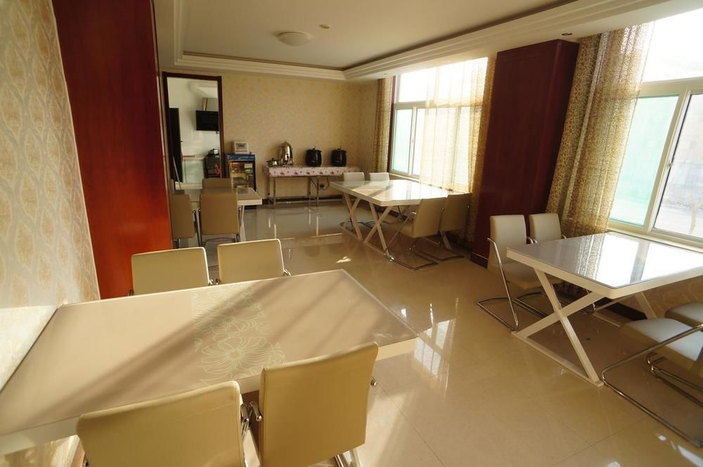 Sunshine Holiday Hotel Liaocheng Екстер'єр фото