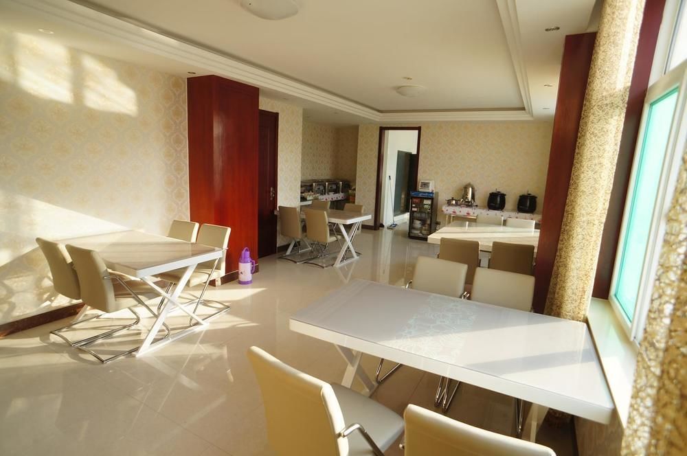 Sunshine Holiday Hotel Liaocheng Екстер'єр фото