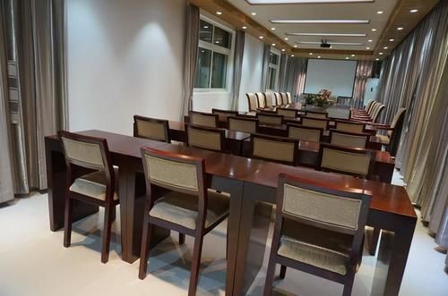 Sunshine Holiday Hotel Liaocheng Екстер'єр фото